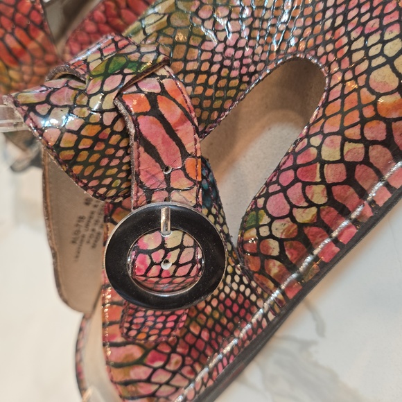 Alegria Patent Leather Animal Print Snakeskin Colorful Slip On Clogs Size 40 - Picture 4 of 9